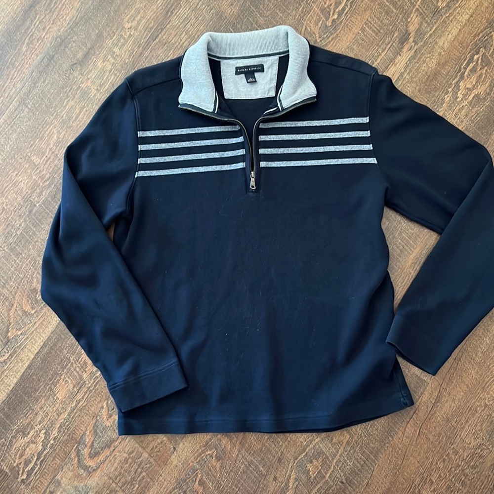 Banana Republic Men’s L Navy/Grey 1/4 zip sweater